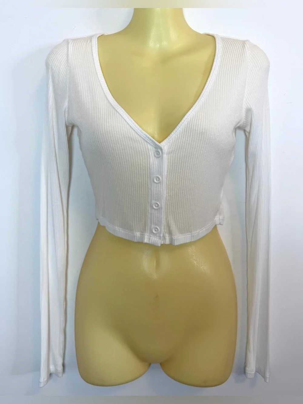 Alo Yoga White Ribbed V-Neck Cropped Button-Front Top